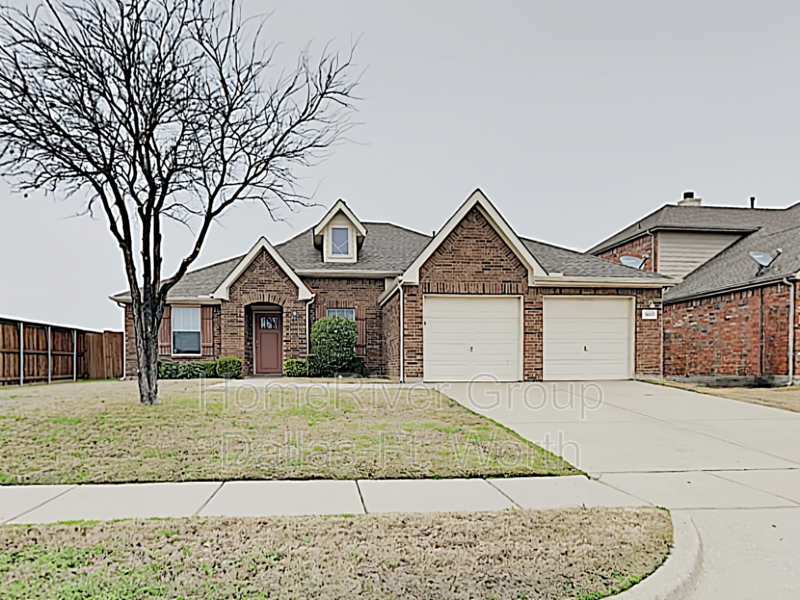 Request a Viewing for 3033 Lakefield Dr Tenant Turner