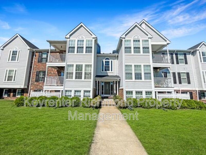 Glen Allen Condo: 9373 Man-O-War Court