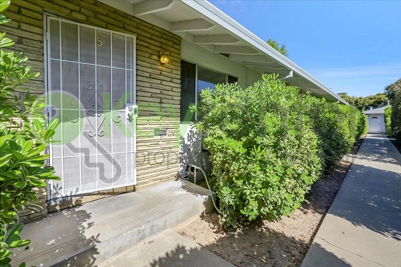 Citrus Heights House: 6705 Greenback Lane