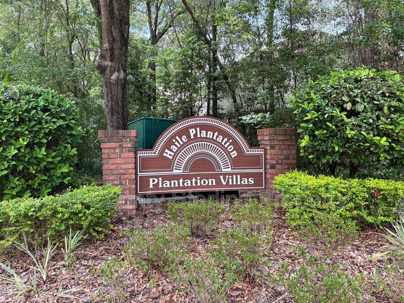 Main image for 9781 SW 52nd Ln