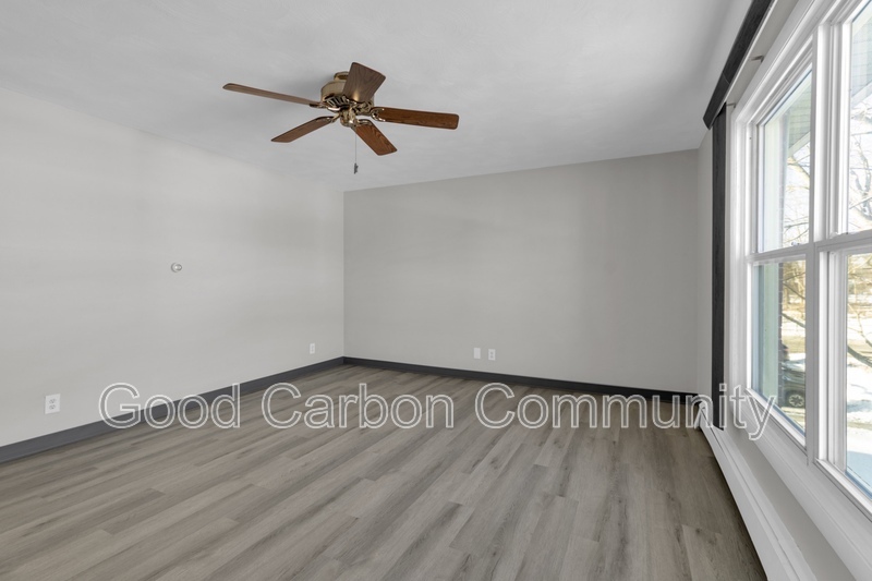 Buffalo Condo: 1190 Orchard Park Rd