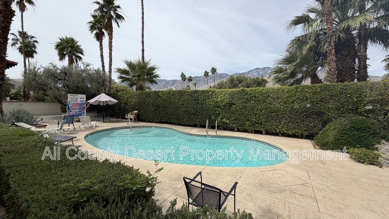 Palm Springs Condo: 550 S. El Cielo Road