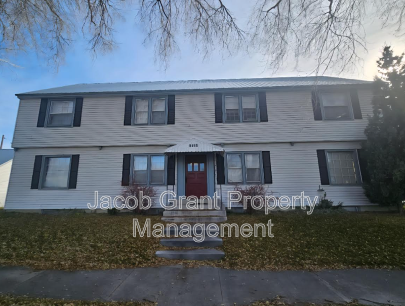 Idaho Falls House: 1020 Lake Ave