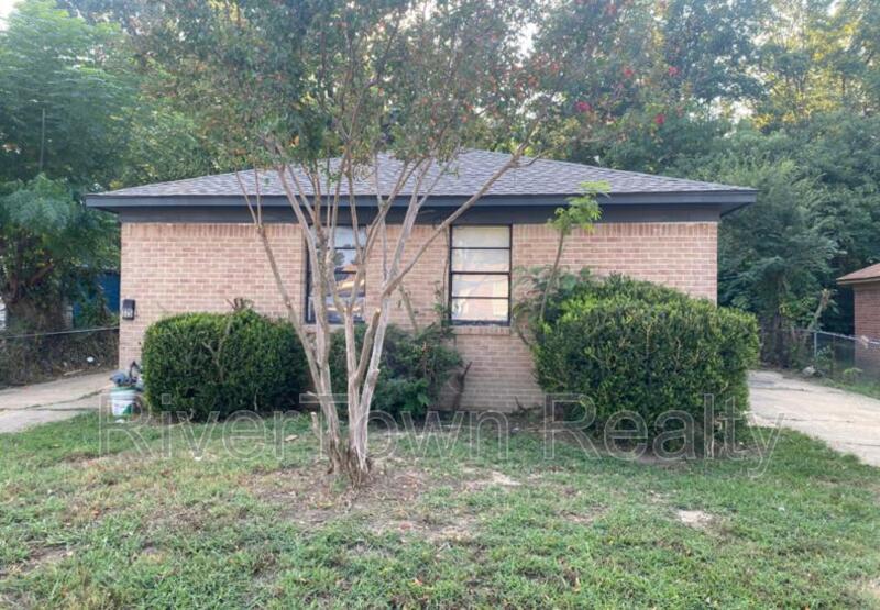 Memphis House: 3251 Ford Rd