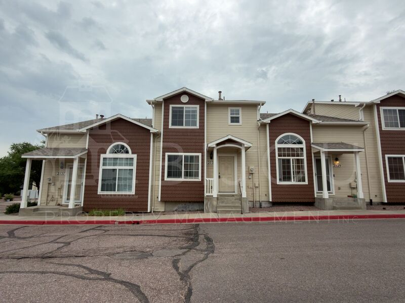 Colorado Springs House: 2533 Mesa Springs View