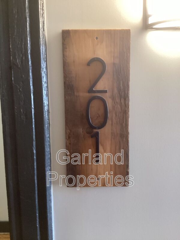 Pulaski Apartment: 73 West Main Street,