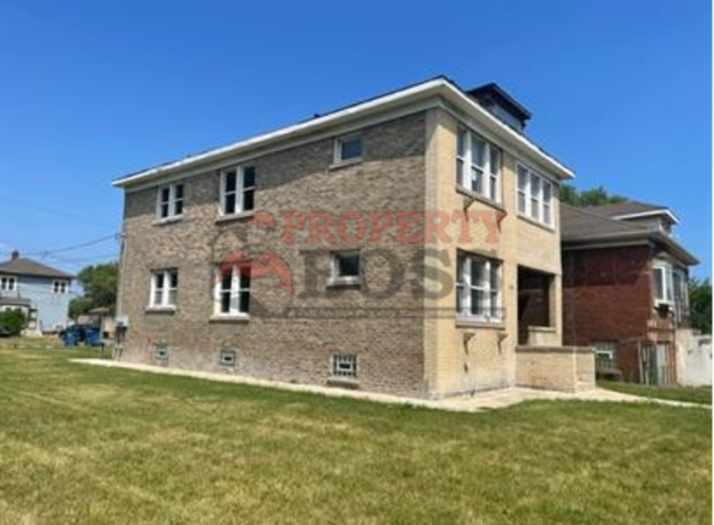 Gary House: 236 Harrison Street Basement