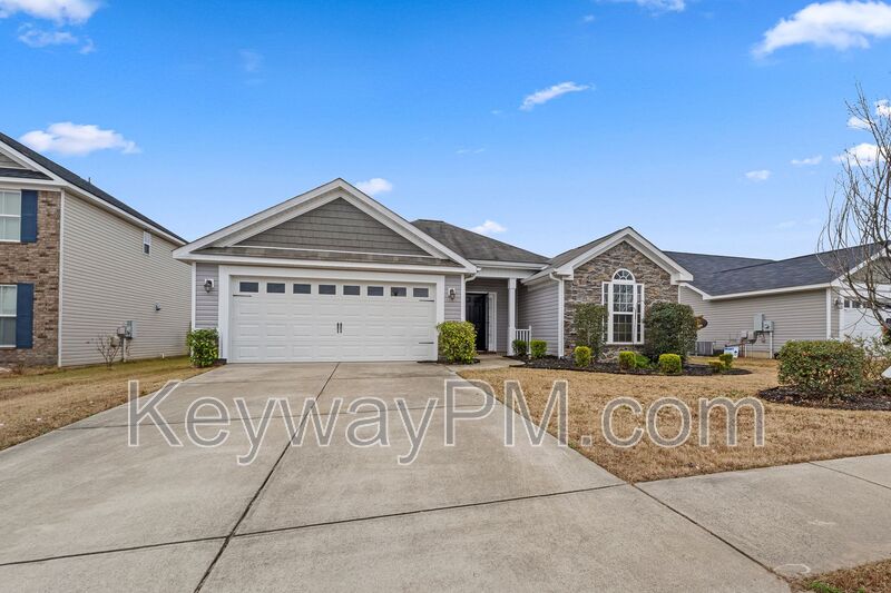 Augusta House: 4056 Pullman Circle