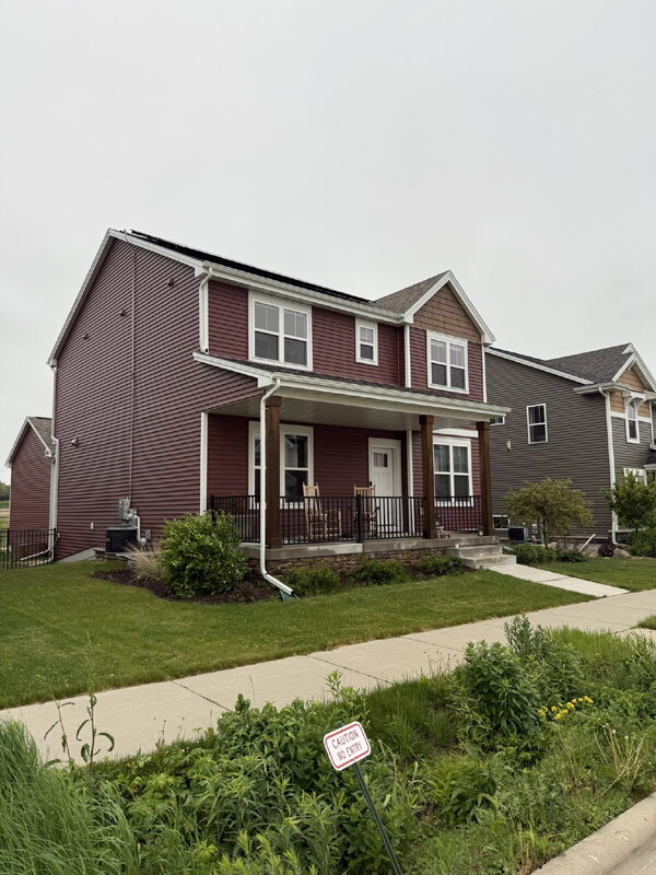 Fitchburg House: 2865 Endive Dr
