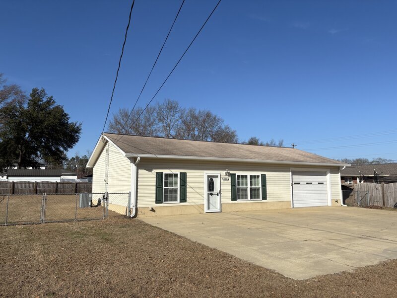 West Columbia House: 604 Melton St