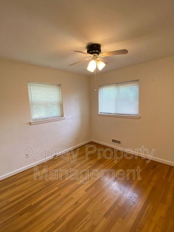 Move In Ready! "ASK ABOUT OUR ZERO-DEPOSIT OPTION" - Photo 34