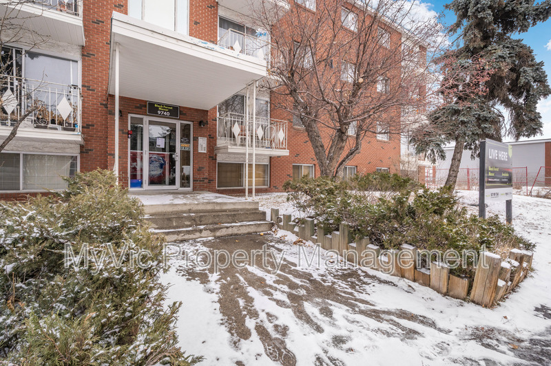 Edmonton Condo: 9740 82 Avenue NW