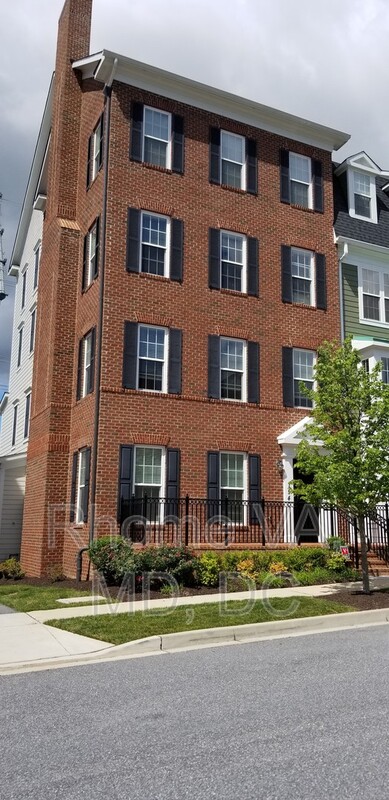 Fulton Condo: 7540 Morris St