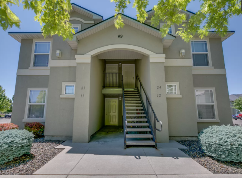 Meridian Condo: 1805 East Overland Road #43