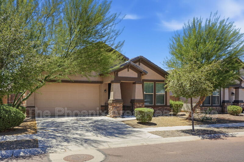 Laveen House: 5263 W Leodra Ln