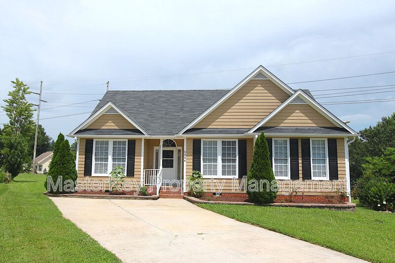 Raleigh House: 2224 Quail View Trl