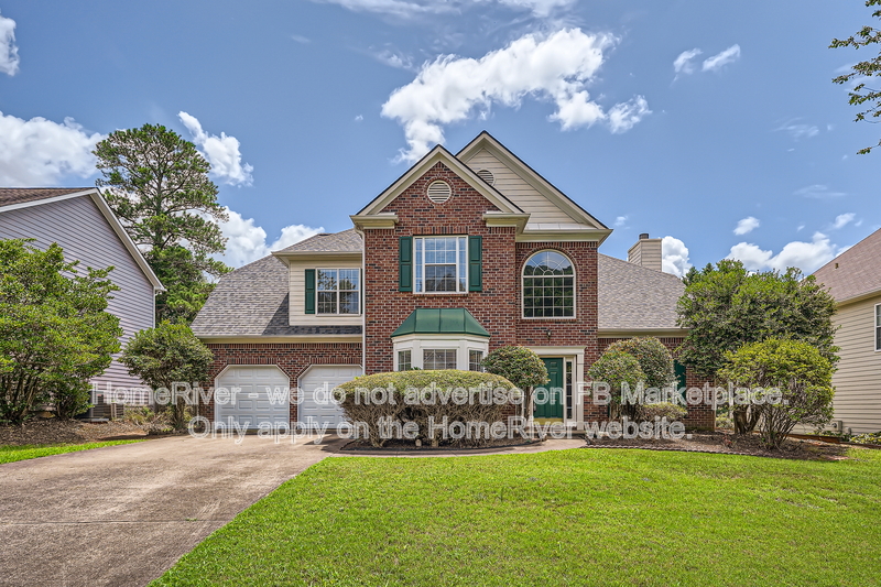 Marietta House: 2282 Wickingham Dr NE