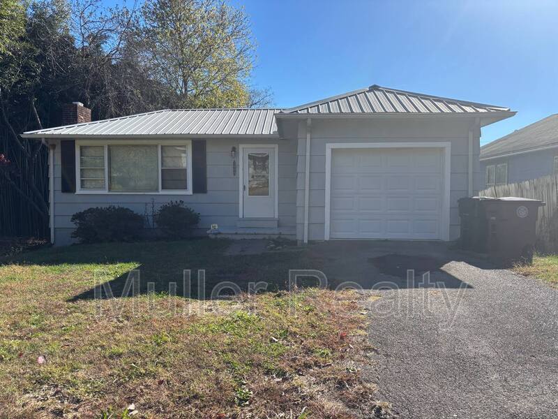 Knoxville House: 1006 Freemason St