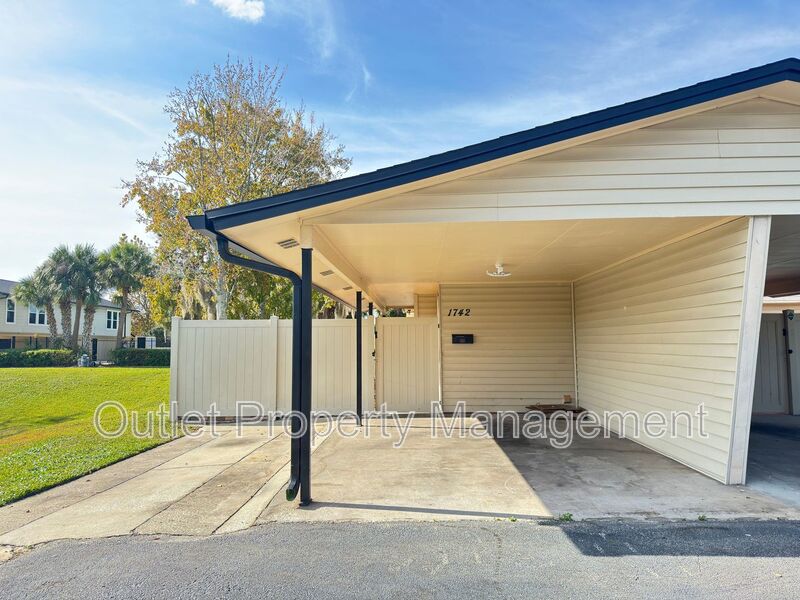 Orlando Townhome: 1742 Potomac Ct.