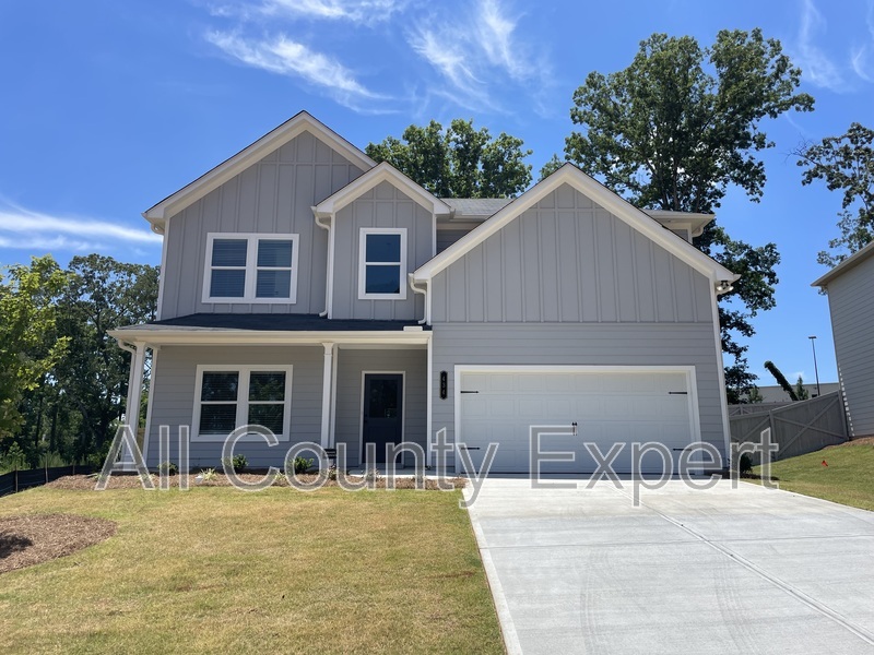 Braselton House: 434 Fox Creek Dr