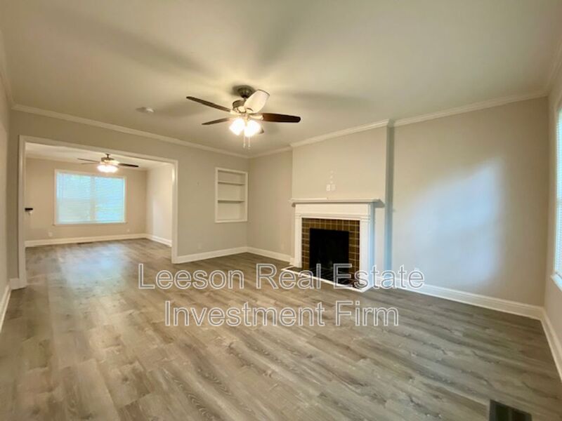 Shreveport House: 2721 Fairfield Ave