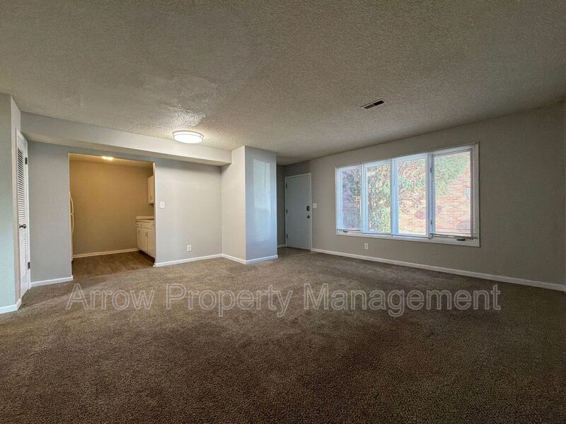 Lincoln Condo: 1820 F Street