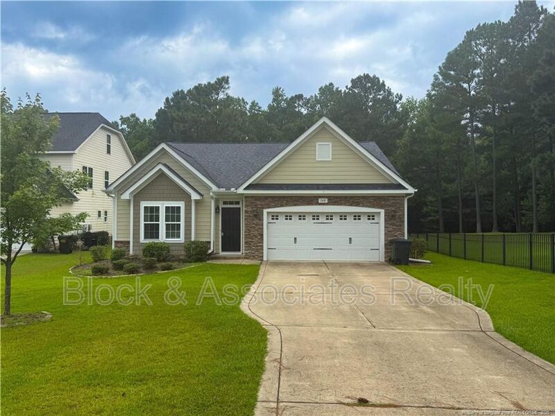 Spring Lake House: 148 Valley Stream Rd