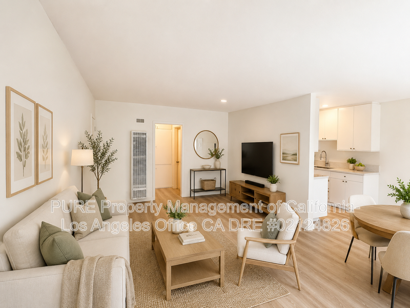Sherman Oaks House: 4421 Murietta Ave