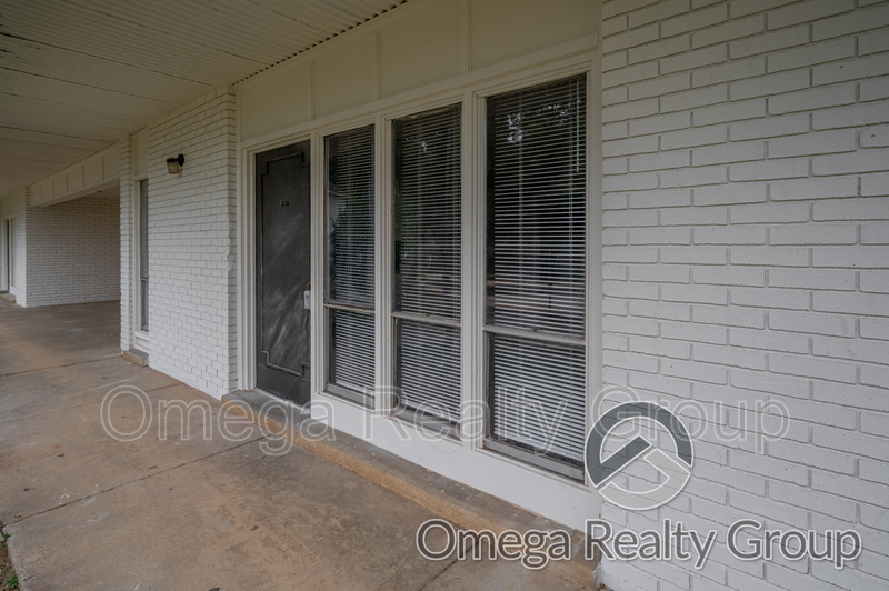 Montgomery Condo: 4724 S Court St