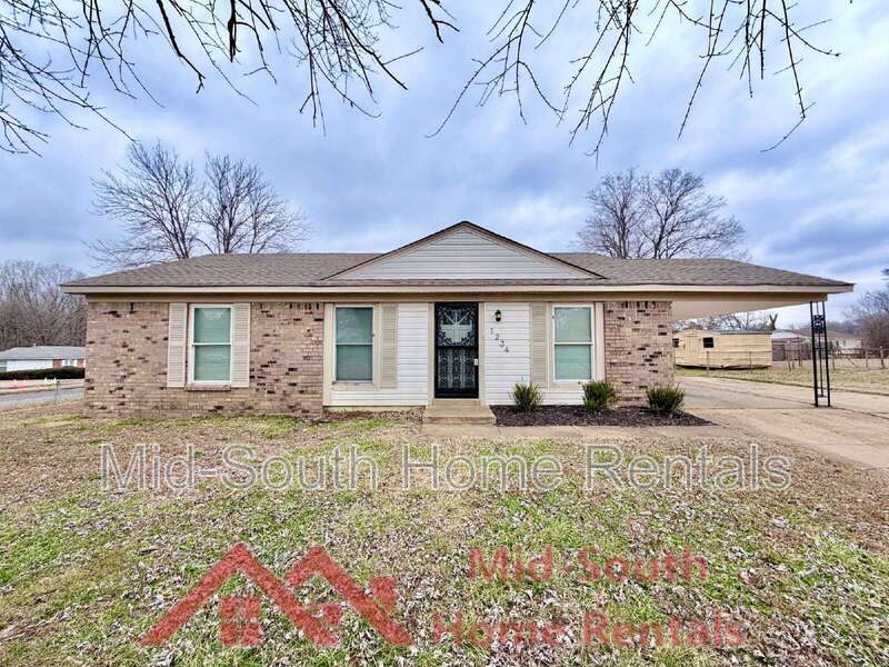 Memphis House: 1234 Whipporwill Cv