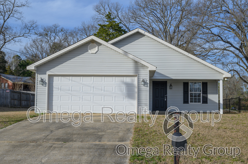 Vance House: 18488 Thoroughbred Dr
