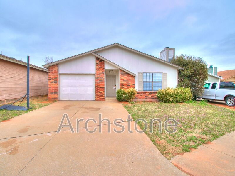 Edmond House: 324 Manner Park Ave