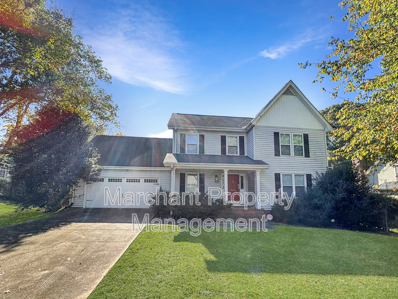 Greenville House: 308 Fielding Way