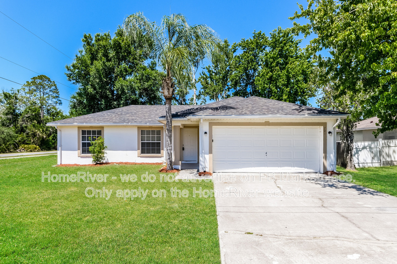 Poinciana House: 701 Caracara Ct