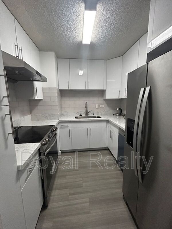 Honolulu Condo: 731 Amana St