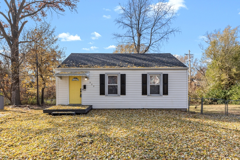 Saint Charles House: 963 Collier Place