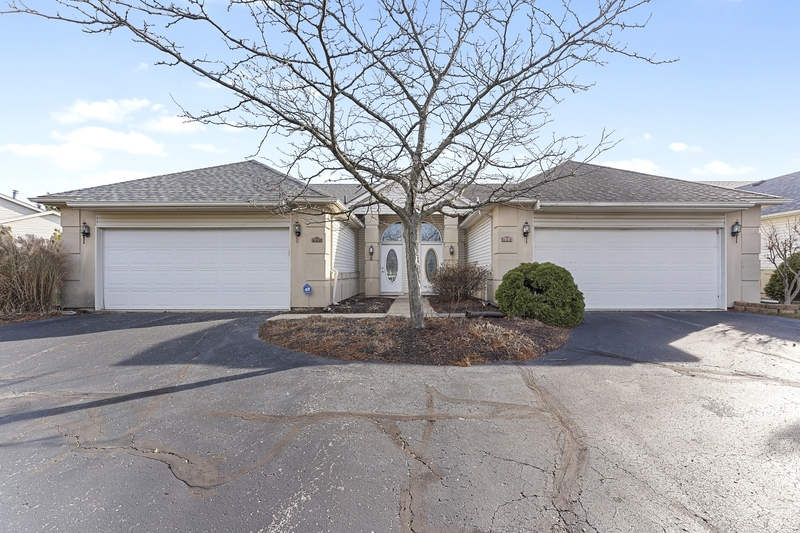 Toledo Condo: 743 Hilltop Ln.