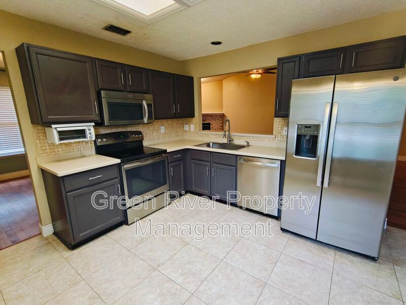 Fleming Island House: 1845 Weston Circle