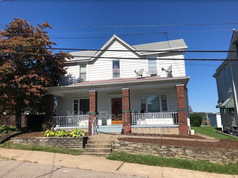 Carnegie Condo: 230 Magazine Street - 1