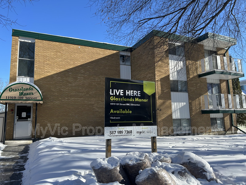 Edmonton Condo: 11919 101 Street NW