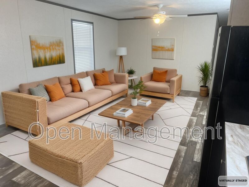 West Fargo House: 1356 Starr Ave