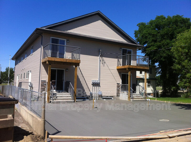 Edmonton Townhome: 11841 97 St NW