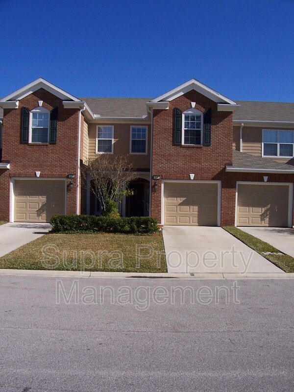 Jacksonville House: 13292 Stone Pond Dr