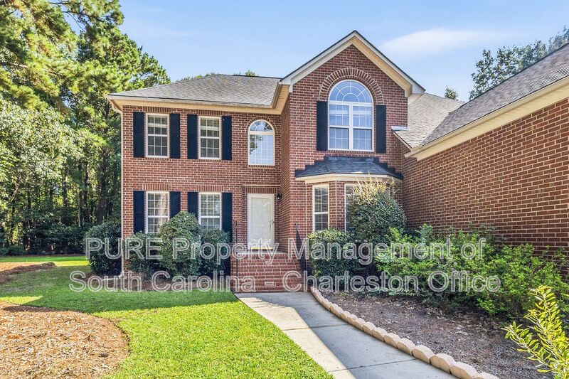 Goose Creek House: 116 Ethanhill St.