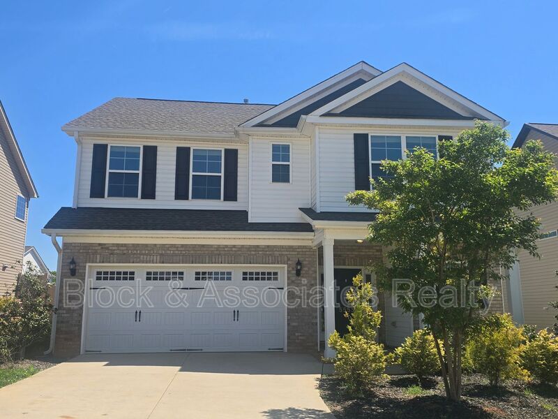 Colfax House: 5553 Marblehead Dr