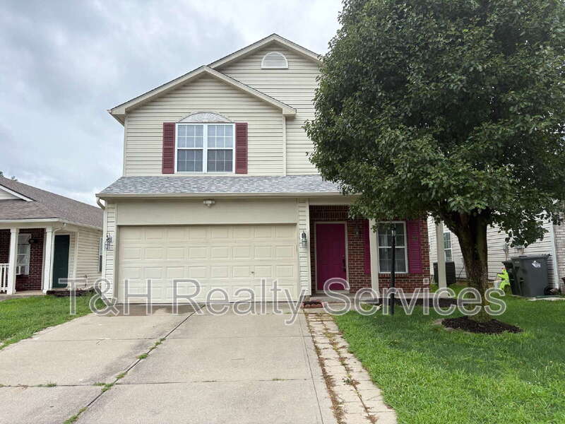 Indianapolis House: 8116 Lake Tree Lane