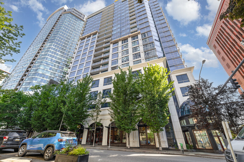Seattle Condo: 2033 2nd Ave