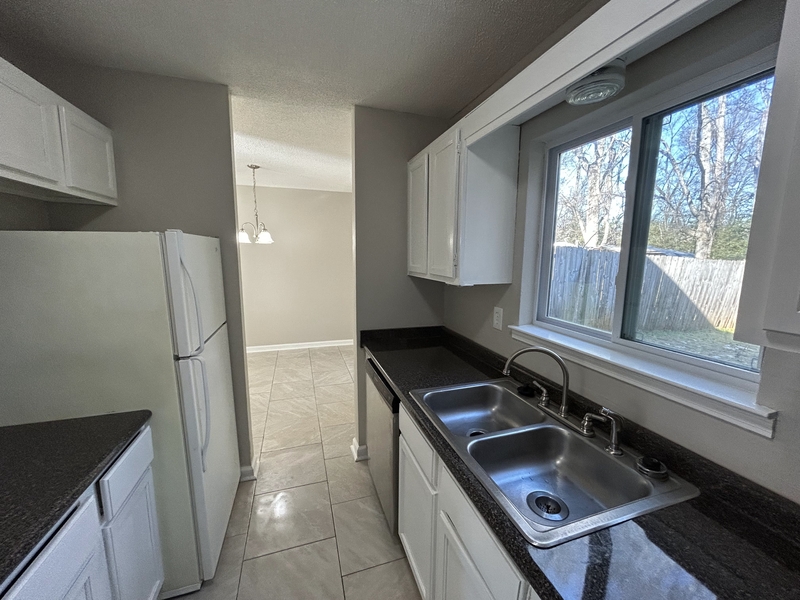 Madison House: 413 Oakland Road