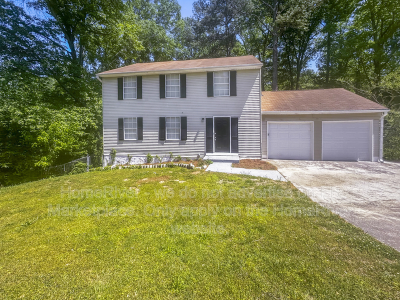 Atlanta House: 6360 Kimberly Mill Rd