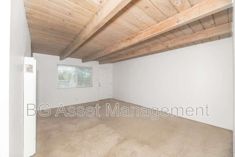 Richmond Condo: 1452 Merced Street